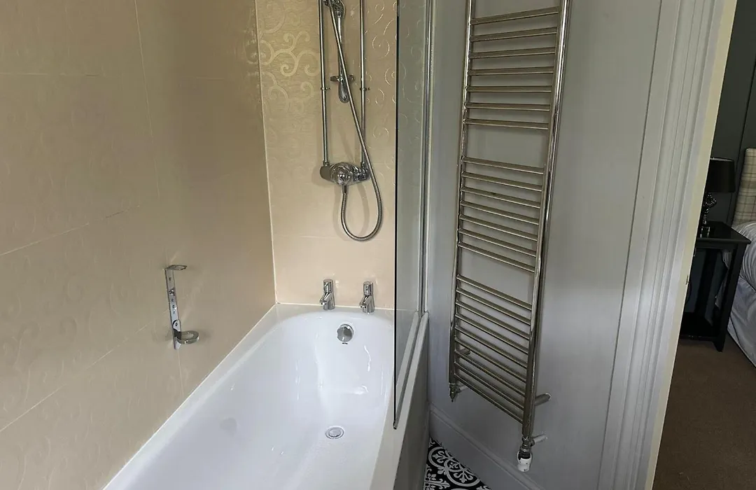 El Camino Suites-1